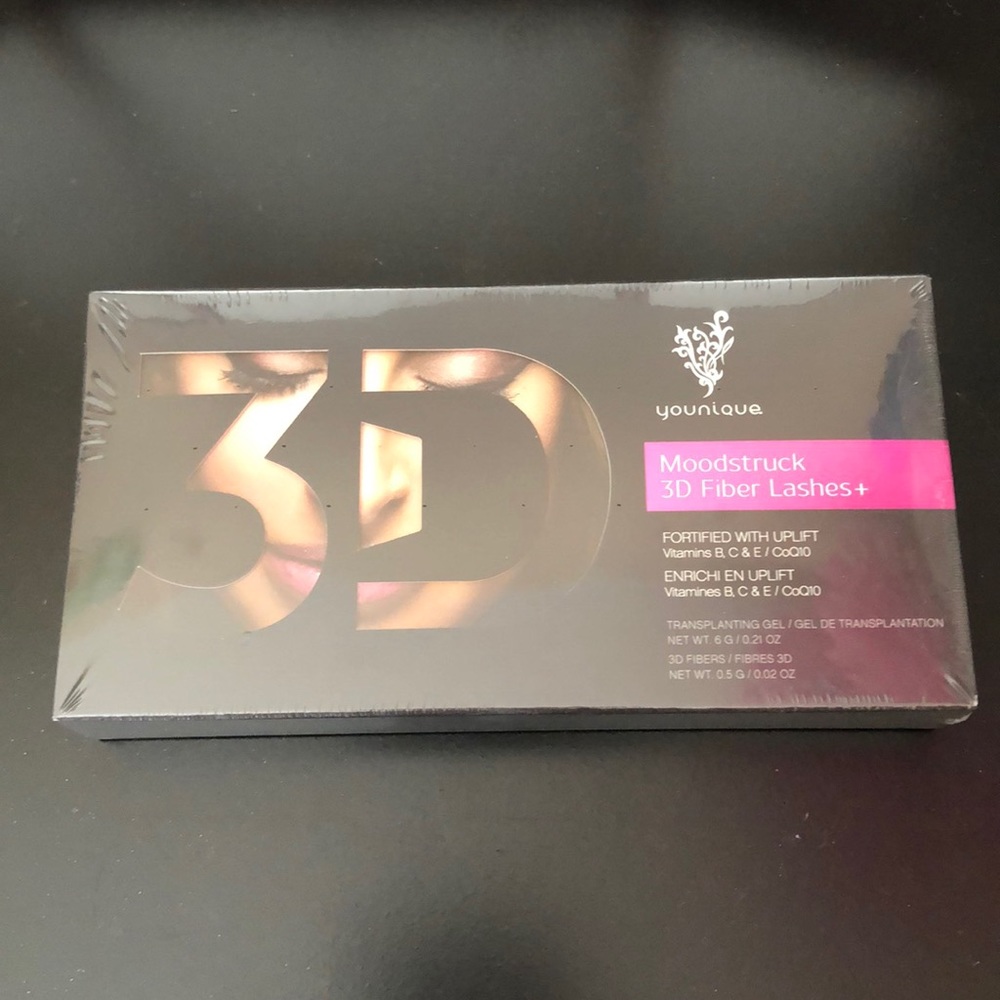 Moodstruck 3D fiber lashes +